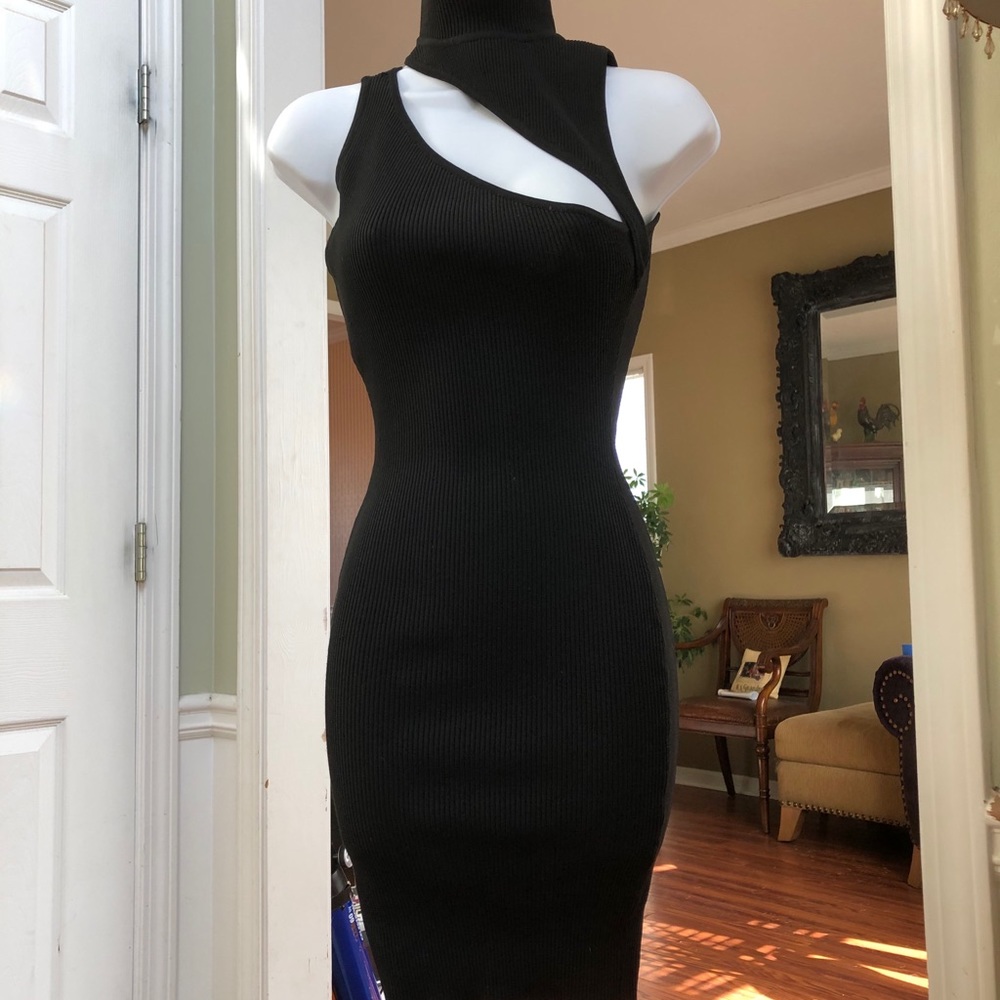 Black Bodycon Dress